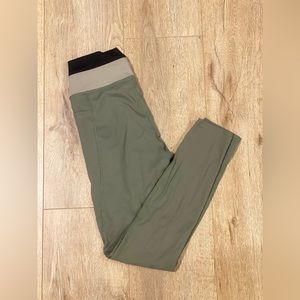NEW Z Supply Active Leggings Women’s Size Small Green MSRP $89
